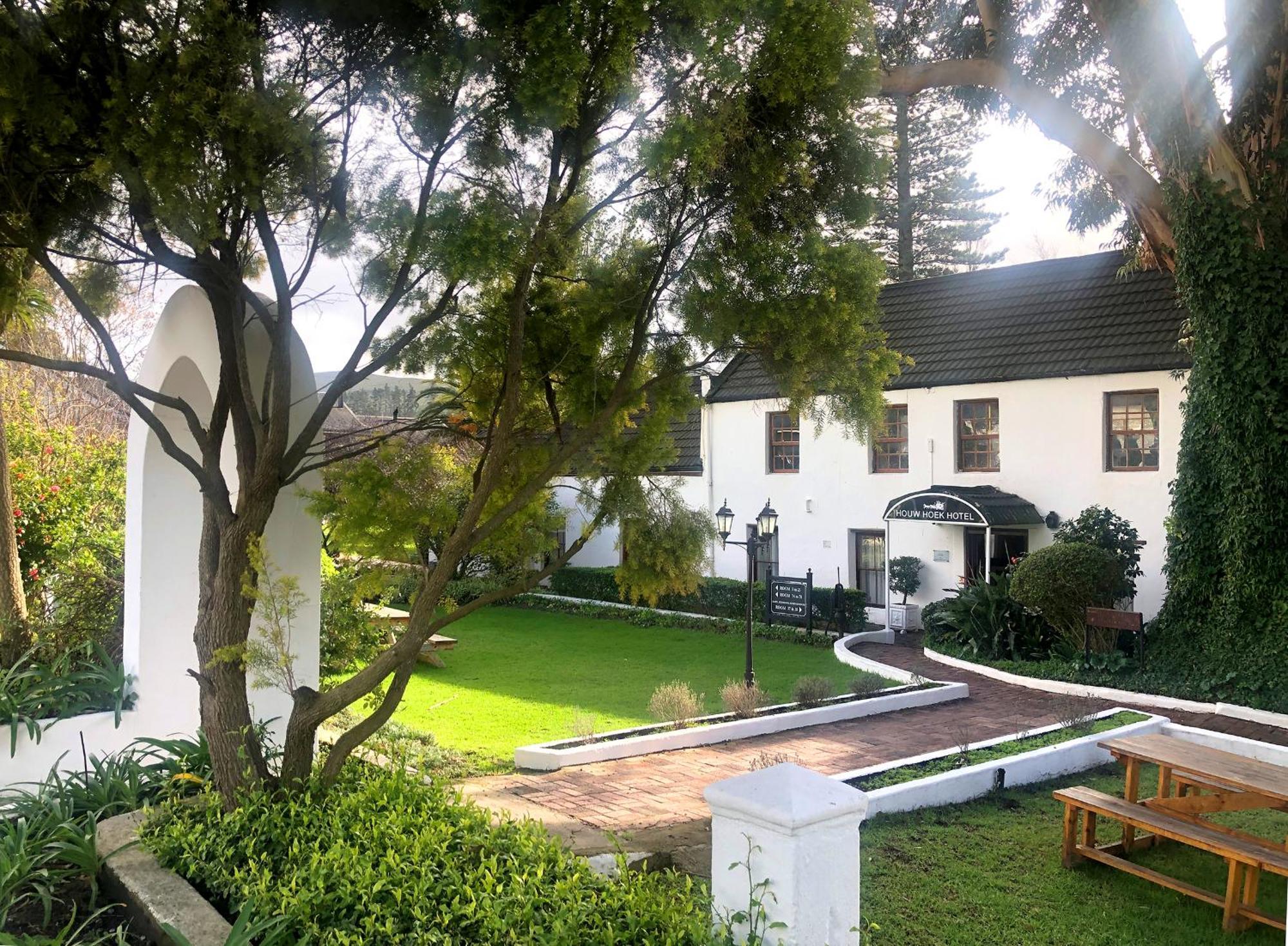 Houw Hoek Hotel Botrivier Bagian luar foto