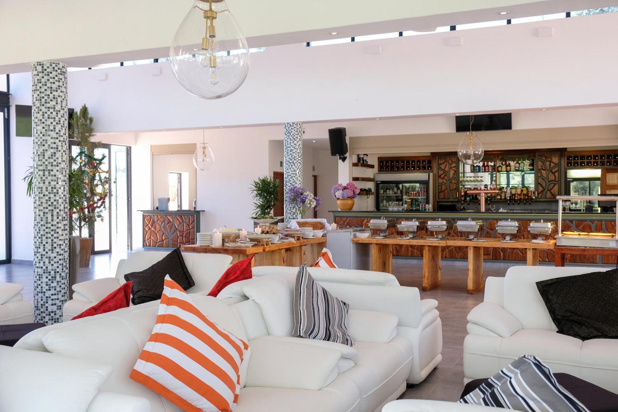 Houw Hoek Hotel Botrivier Bagian luar foto