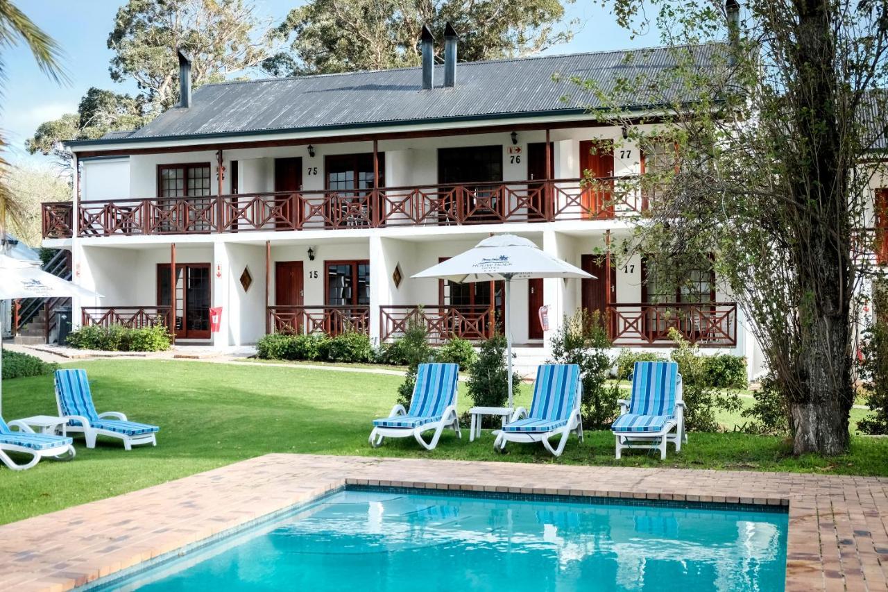 Houw Hoek Hotel Botrivier Bagian luar foto
